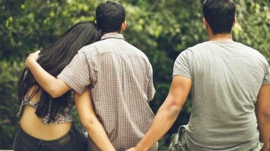 婚外情一起开房是犯罪行为吗